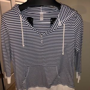 Blue and white light sweater with hood